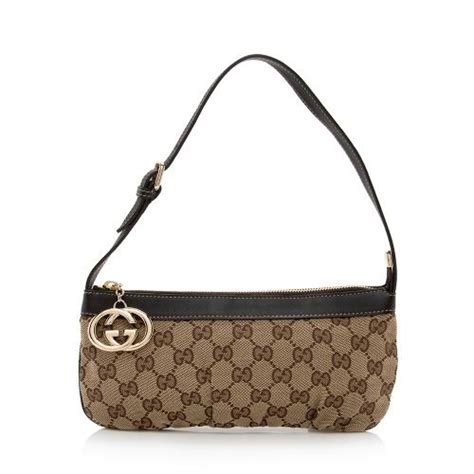 omaggio pochette gucci beauty|gucci jumbo gg.